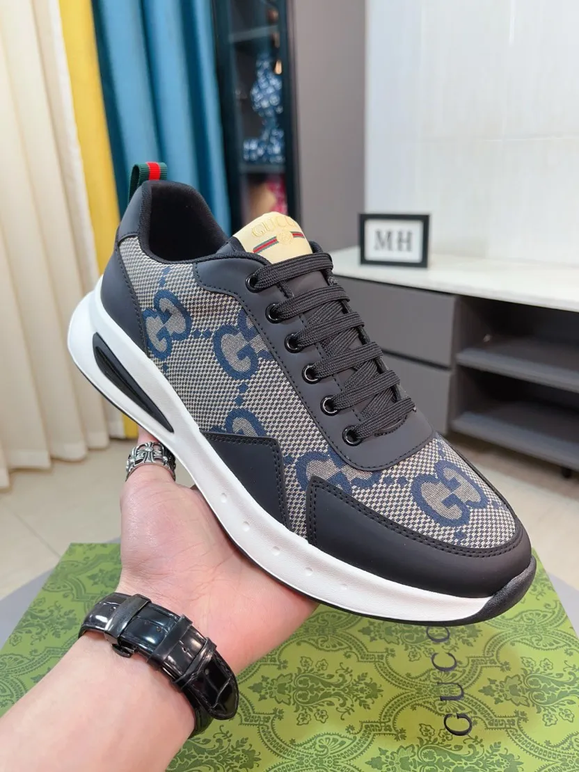 Men's shoes 💰440🌹🌹[GUCCI] Gucci's new lace-up casual men's shoes are on the market first, and the materials and workmanship are superior to all versions on the market. The highest quality shipped first-layer cowhide with imported original perforated materials➕Genuine leather lining, privately molded soft outsole, high foot comfort, imported special materials highlight the brand's unique charm, high-end customization 38-44